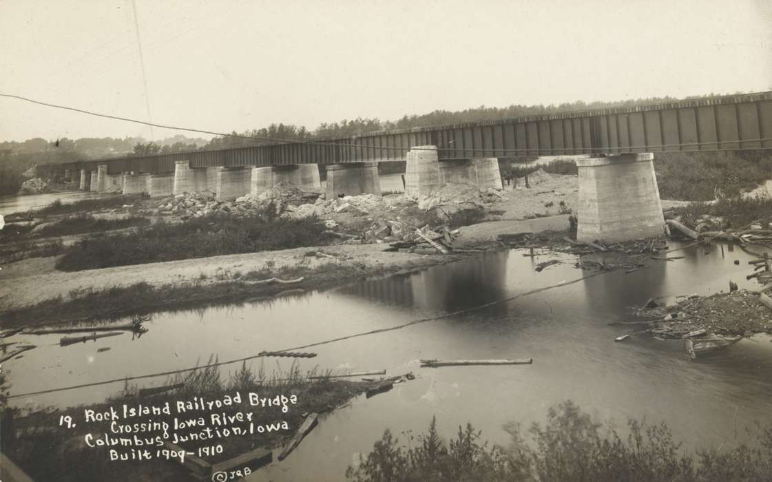 Lakes, Rivers, and Streams, concrete, Iowa, railroad bridge, debris, history of Iowa, Iowa History, Library of Congress