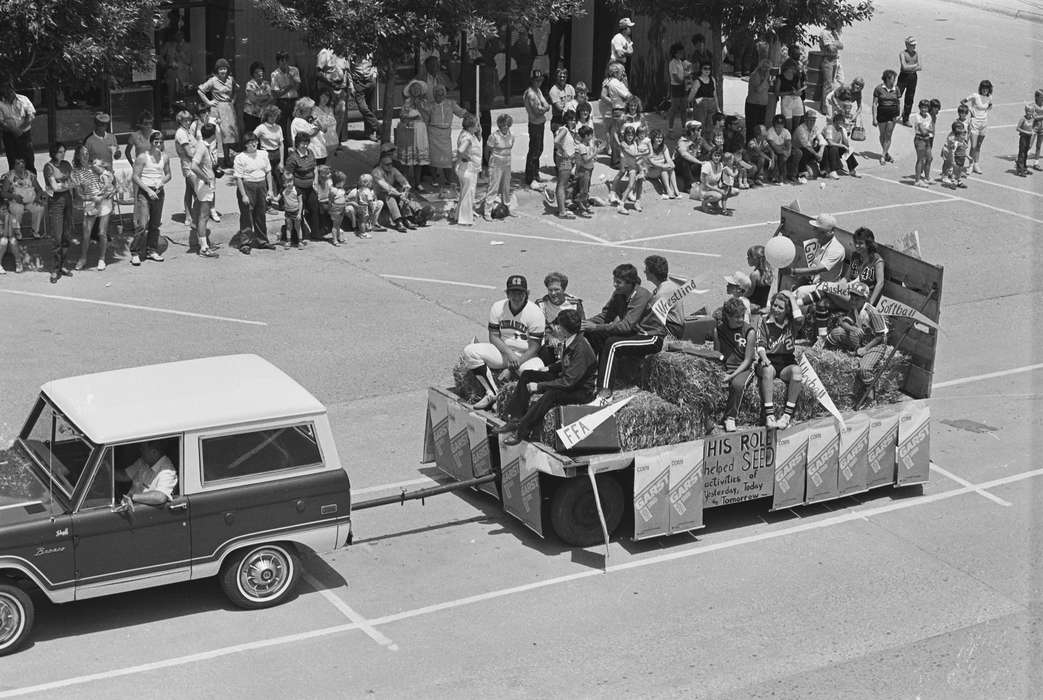 parade, Coon Rapids, Civic Engagement, Coon Rapids Enterprise, Iowa, historic, United States, ia, history, Photos, IA