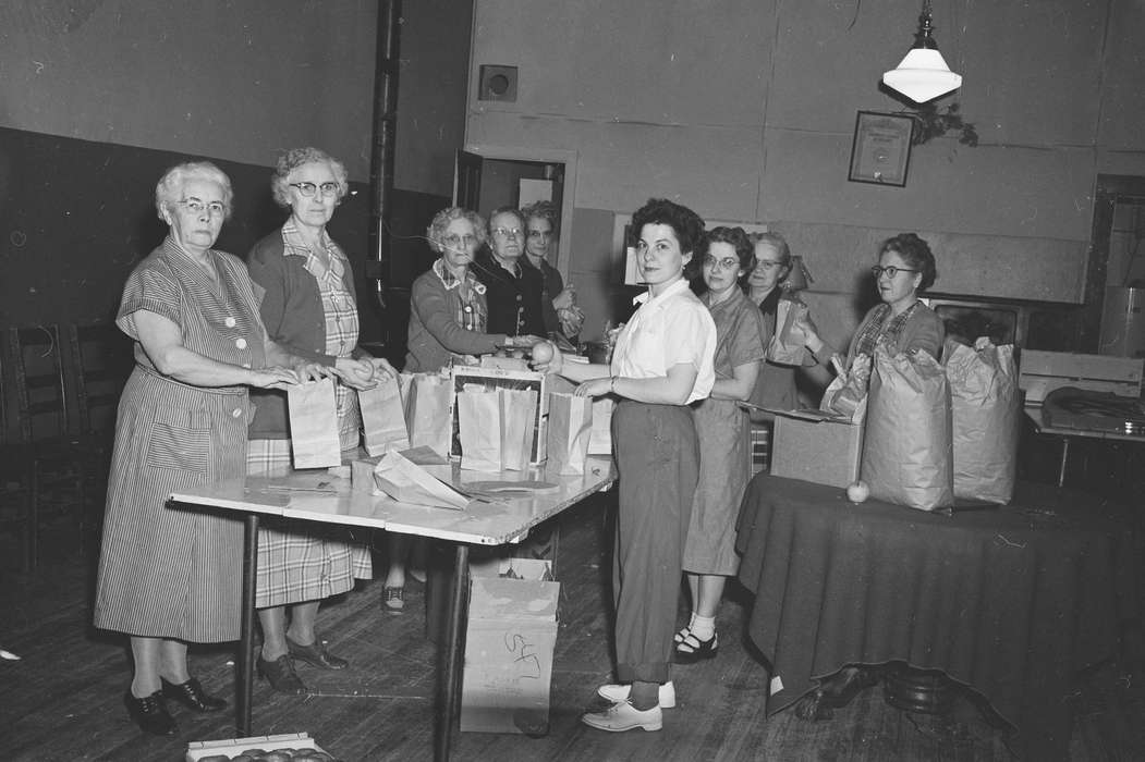 Portraits - Group, candy, Iowa, IA, United States, Photos, historic, Labor and Occupations, Coon Rapids, Coon Rapids Enterprise, history, christmas, ia, women at work, ornaments