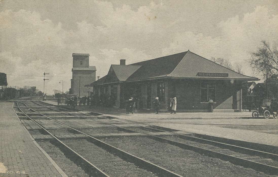 ia, IA, United States, Mount Pleasant, postcard, history, historic, Olsson, Ann and Jons, Iowa, train station, Businesses and Factories, Photos, Henry