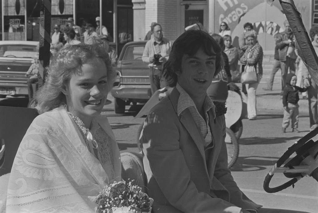 Schools and Education, parade, Main Streets & Town Squares, homecoming, Photos, Fairs and Festivals, IA, Coon Rapids Enterprise, history, ia, historic, Coon Rapids, bouquet, United States, Iowa, Portraits - Group