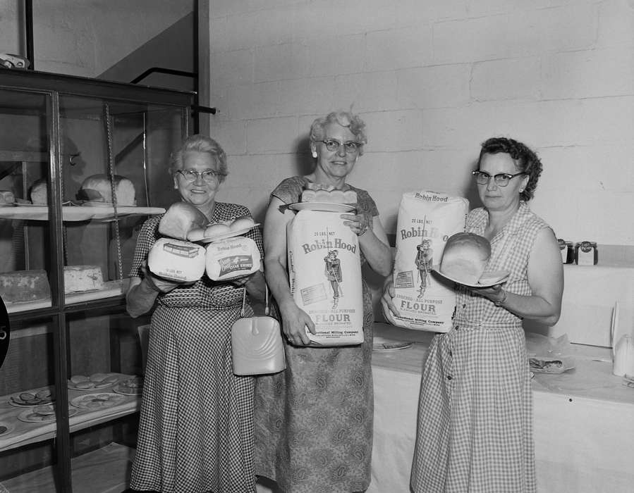 Portraits - Group, bread, Food and Meals, history, Photos, glasses, gingham, women, baking, Iowa, IA, Civic Engagement, flour, United States, ia, Coon Rapids Enterprise, historic, purse, Coon Rapids