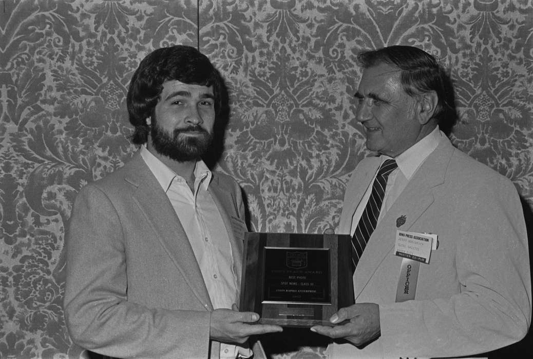 Businesses and Factories, Coon Rapids Enterprise, Coon Rapids, Iowa, Portraits - Group, Photos, historic, United States, Labor and Occupations, ia, history, award, IA
