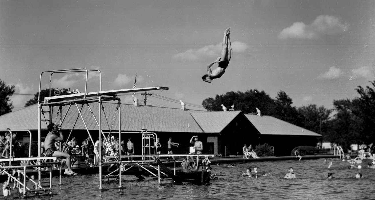 diver, swimming pool, Entertainment, Cities and Towns, Children, Lemberger, LeAnn, diving board, Iowa History, Leisure, swimmer, Iowa, Ottumwa, IA, history of Iowa, Outdoor Recreation