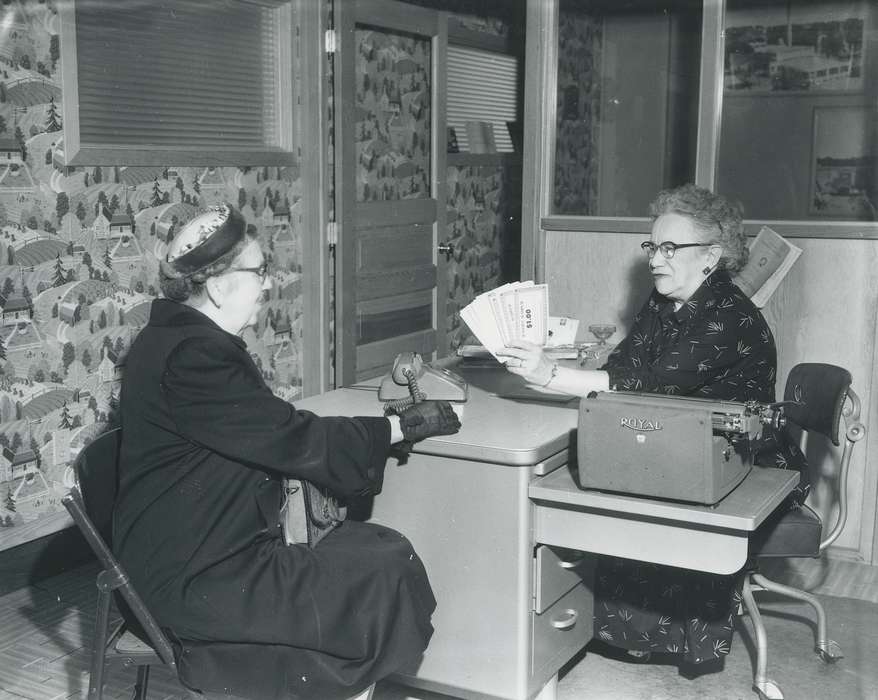 Iowa, office, Civic Engagement, contest, Waverly Public Library, women, women at work, Iowa History, history of Iowa