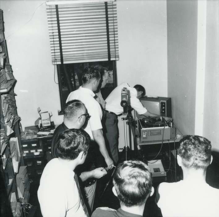 men, police department, Labor and Occupations, Iowa, police officer, working men, history of Iowa, Waverly Public Library, Iowa History