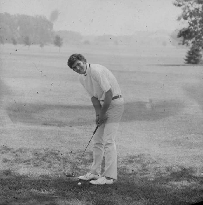 Portraits - Individual, Iowa, IA, United States, Sports, Photos, historic, putting, Coon Rapids, golf ball, history, golf, putter, ia, Coon Rapids Enterprise, golf club, Outdoor Recreation