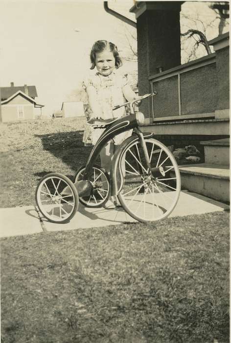 tricycle, Waukee, IA, Kozak (Apgar ), Carol, Iowa, Children, Iowa History, history of Iowa