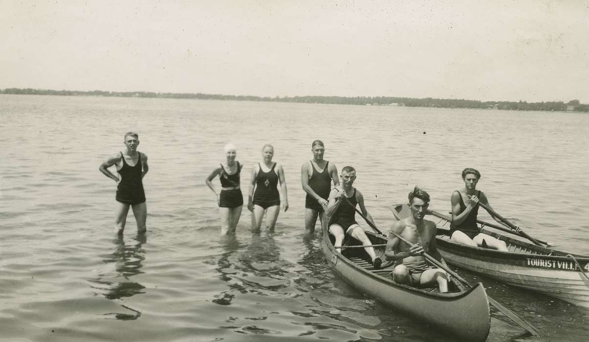 lake, Iowa, Outdoor Recreation, bathing cap, Portraits - Group, canoe, McMurray, Doug, Families, Clear Lake, IA, Iowa History, history of Iowa, bathing suit, Lakes, Rivers, and Streams, swimsuit