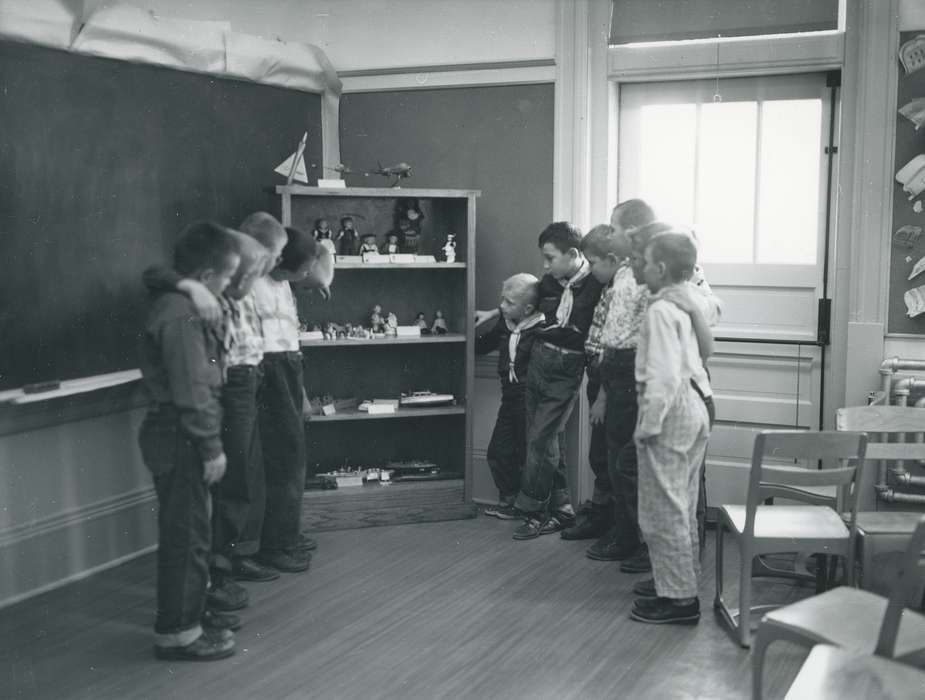 classroom, children, Waverly Public Library, Children, Schools and Education, Iowa History, boys, Iowa, history of Iowa