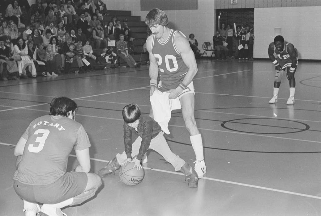 Coon Rapids Enterprise, Coon Rapids, Iowa, historic, Sports, United States, basketball, Children, ia, history, Photos, IA