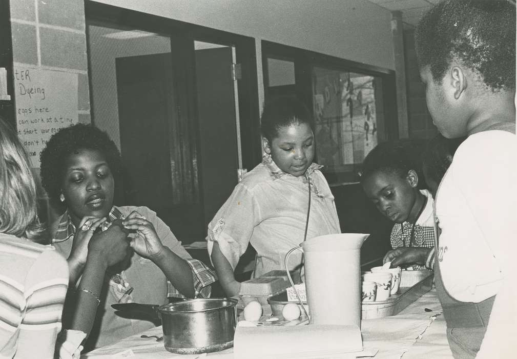 Entertainment, Black Hawk, Religion, history, historic, boys & girls clubs of america, Waterloo, United States, IA, Boys & Girls Clubs of the Cedar Valley, Iowa, People of Color, Children, ia, Holidays, Photos, Portraits - Group