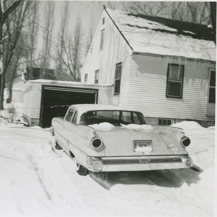 Iowa, Winter, Iowa History, history of Iowa, Motorized Vehicles, Cities and Towns, Alton, IA, snow, car, Forkenbrock, Lois