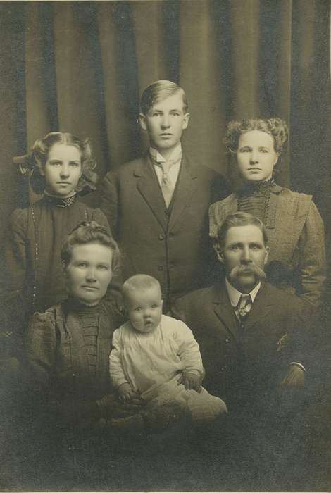 Families, hairstyle, bow, Iowa History, Olsson, Ann and Jons, history of Iowa, mustache, Portraits - Group, IA, baby, Iowa