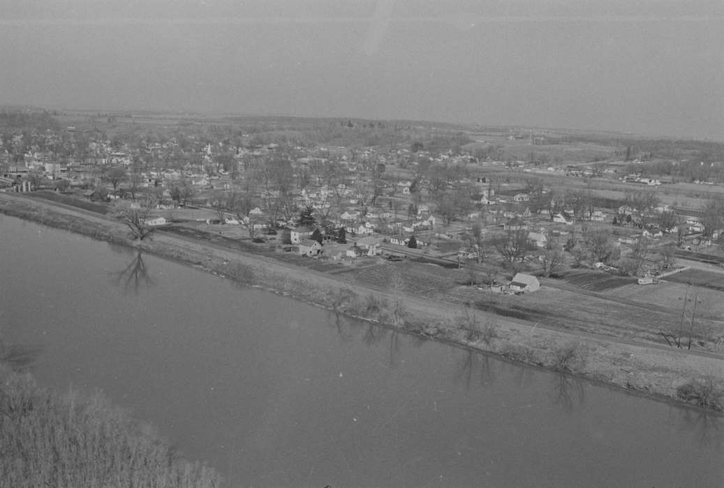 Iowa History, Iowa, Lemberger, LeAnn, Lakes, Rivers, and Streams, Main Streets & Town Squares, Aerial Shots, Eddyville, IA, river, Cities and Towns, history of Iowa, house