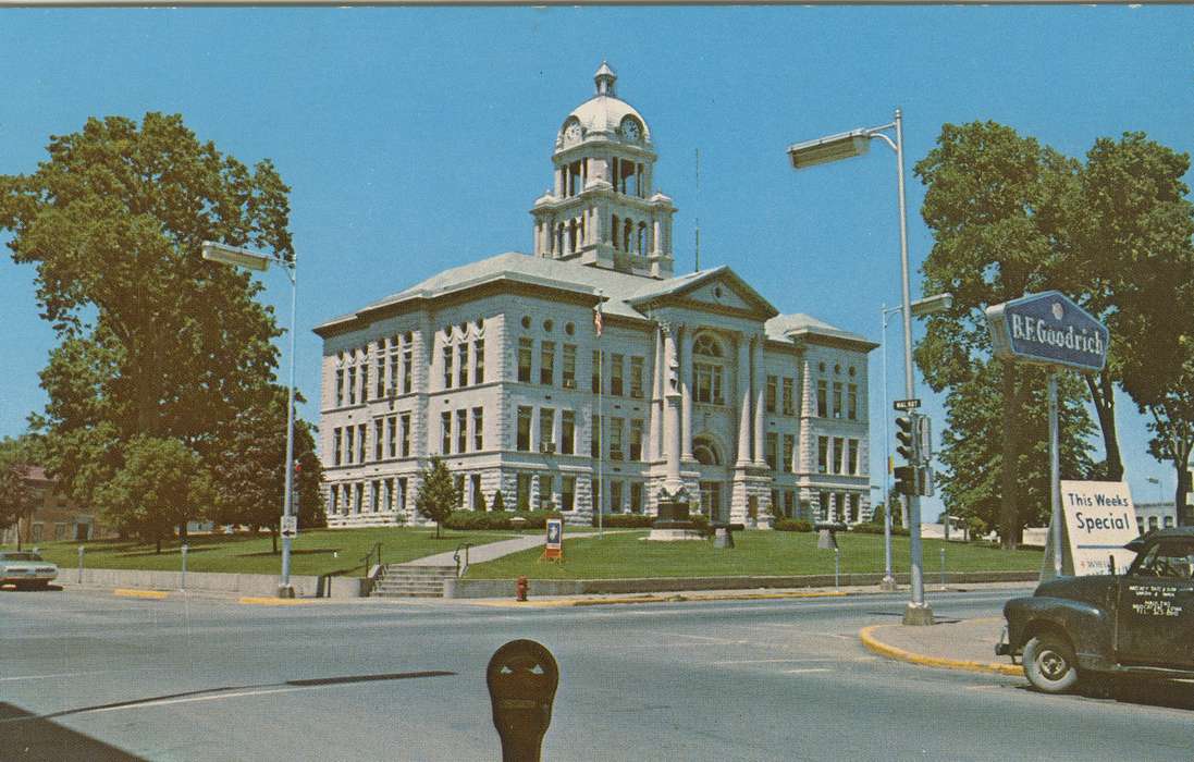 Cities and Towns, Iowa History, history of Iowa, Main Streets & Town Squares, Muscatine, IA, parking meter, Iowa, Dean, Shirley, courthouse