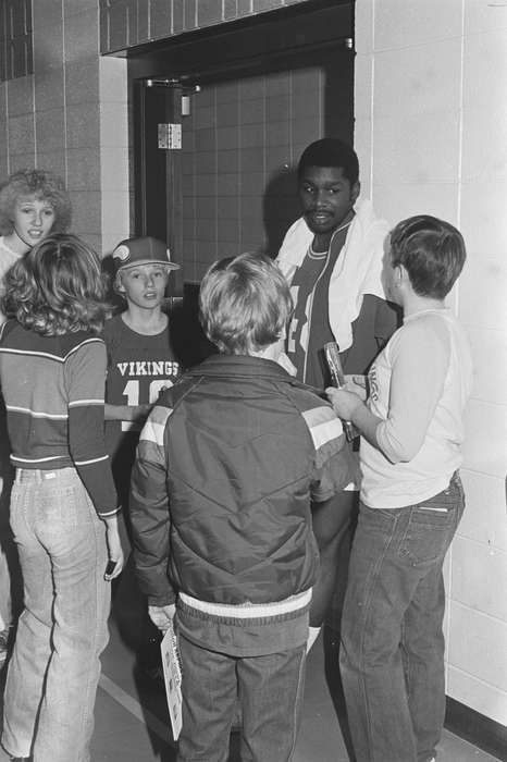 Coon Rapids Enterprise, Coon Rapids, Iowa, historic, Sports, United States, basketball, Children, ia, history, Photos, IA