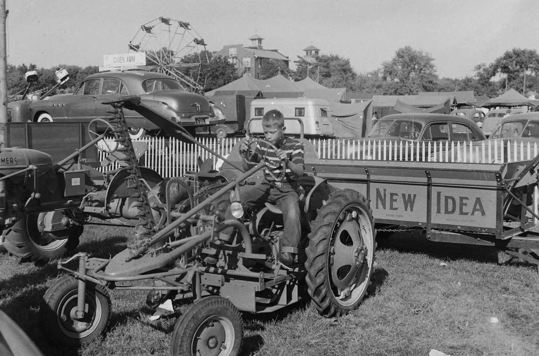 tractor, United States, history, ferris wheel, ia, Photos, Children, Coon Rapids Enterprise, county fair, historic, rides, Iowa, IA, Fairs and Festivals, Coon Rapids, Motorized Vehicles