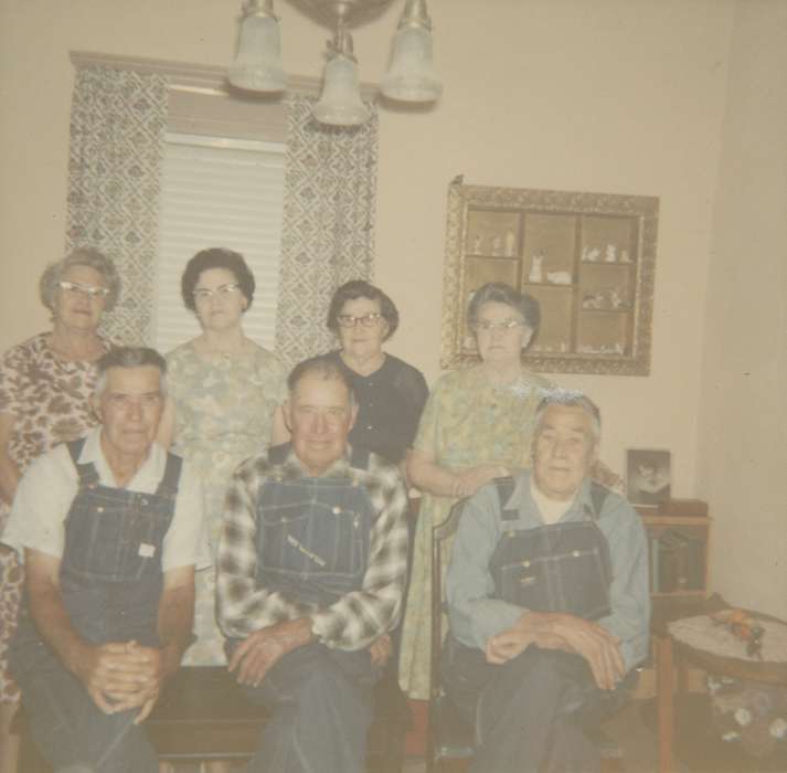 living room, overalls, USA, old woman, Homes, Iowa, Iowa History, Spilman, Jessie Cudworth, Portraits - Group, old people, Families, history of Iowa, old man