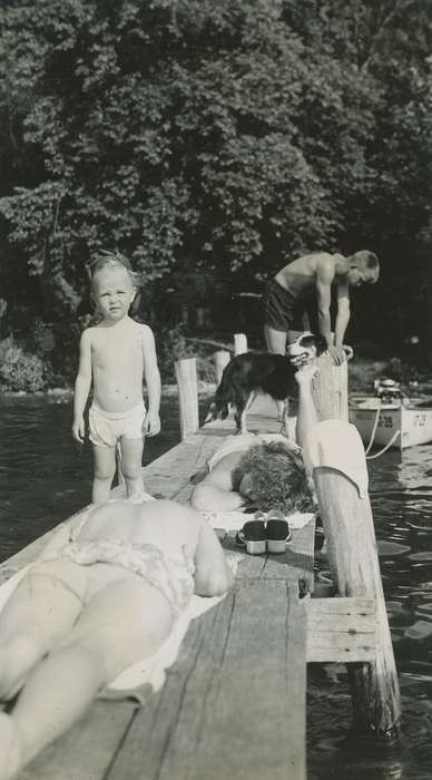 dock, McMurray, Doug, Children, Lakes, Rivers, and Streams, tanning, Iowa History, Leisure, boat, Clear Lake, IA, sunning, Iowa, history of Iowa, water