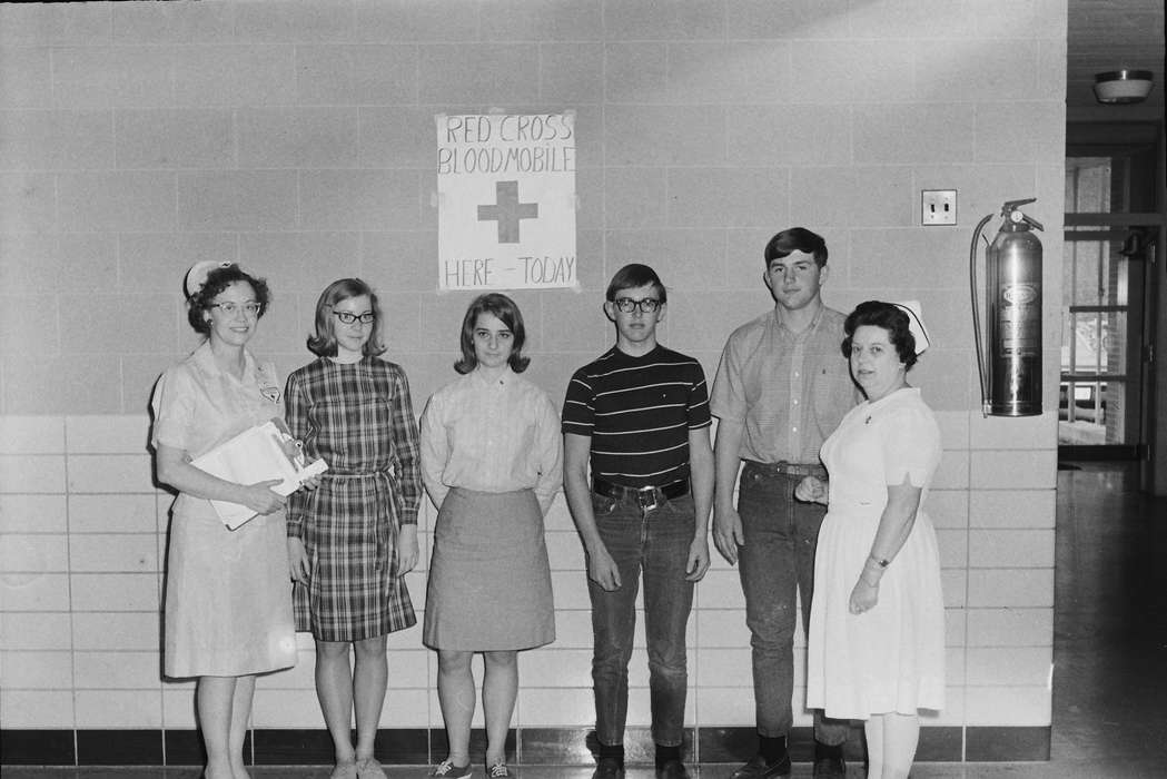 Portraits - Group, Iowa, IA, United States, Photos, Schools and Education, fire extinguisher, red cross, Coon Rapids, historic, Civic Engagement, history, nurses, ia, blood drive, Coon Rapids Enterprise