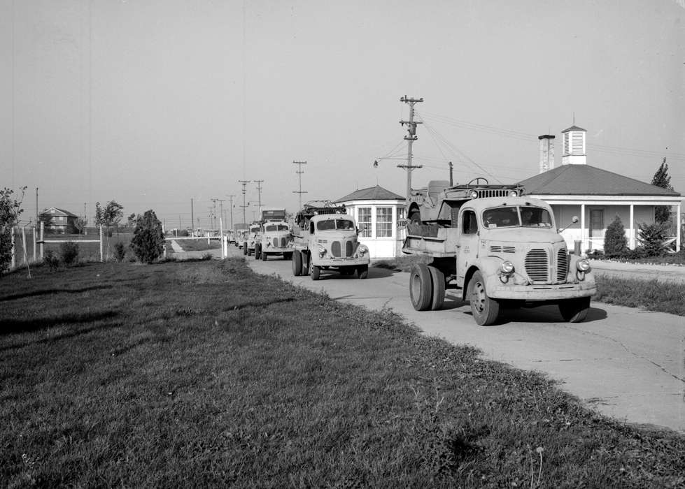 navy, Lemberger, LeAnn, Iowa History, Military and Veterans, truck, Iowa, Ottumwa, IA, history of Iowa, Motorized Vehicles