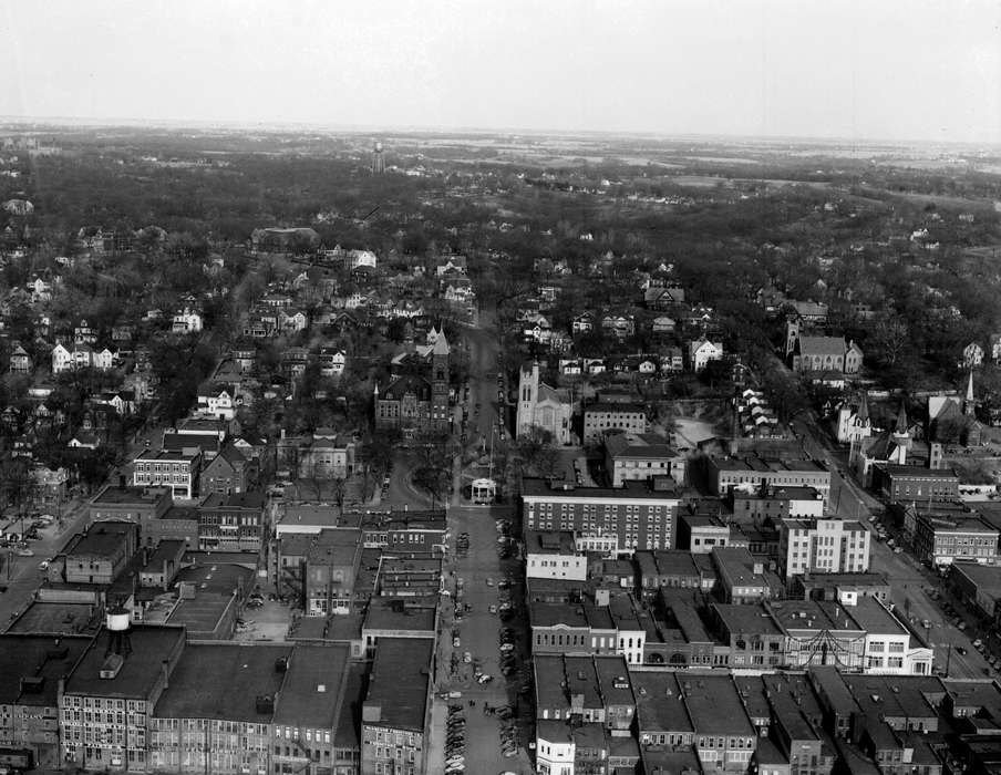 Cities and Towns, Lemberger, LeAnn, Iowa History, Aerial Shots, Homes, Businesses and Factories, building, Ottumwa, IA, history of Iowa, road, street, Iowa, town square
