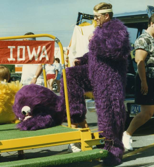 mascot, costume, Entertainment, parade, Johnson County Historical Society, fourth of july, Holidays, Fairs and Festivals