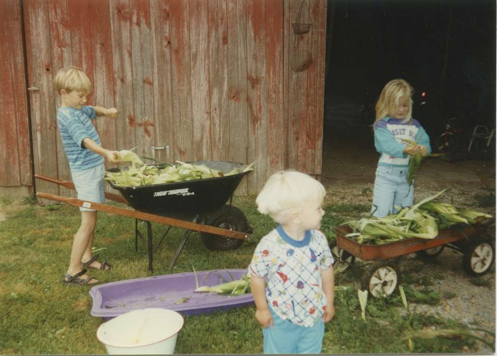 wheelbarrow, Children, Meyer, Susie, Iowa History, wagon, Food and Meals, corn, Sumner, IA, Iowa, history of Iowa