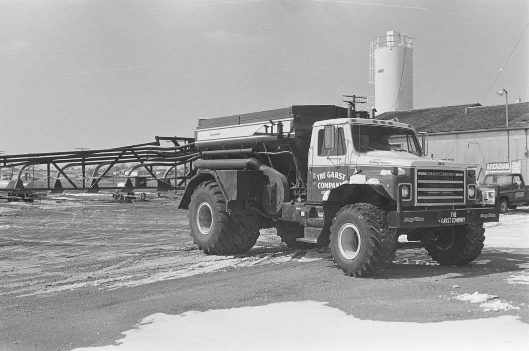 Businesses and Factories, Coon Rapids Enterprise, Coon Rapids, truck, Iowa, historic, Motorized Vehicles, United States, ia, history, Photos, IA
