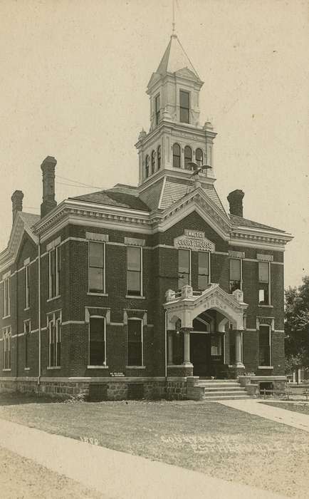courthouse, Estherville, IA, Cities and Towns, Iowa History, history of Iowa, Dean, Shirley, Iowa