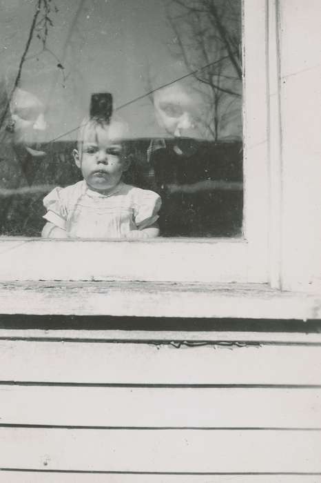 Campopiano Von Klimo, Melinda, window, USA, Iowa History, Portraits - Group, Iowa, baby, history of Iowa, Children