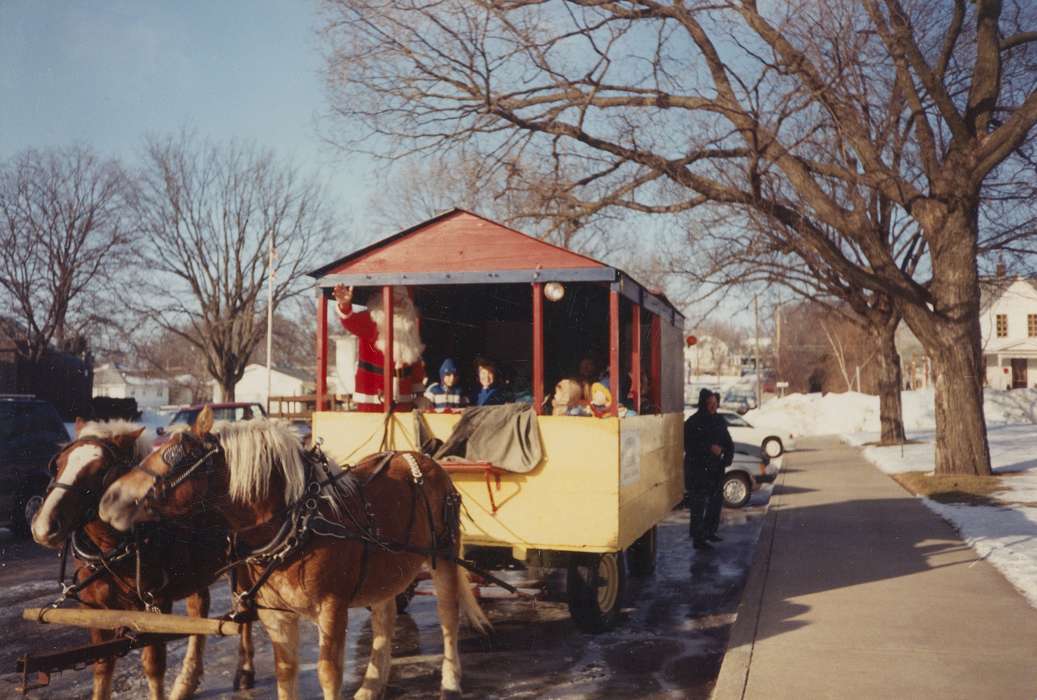 snow, horse drawn wagon, horses, santa claus, Fairs and Festivals, Entertainment, Children, Homes, Families, Holidays, correct date needed, Iowa, Iowa History, Cities and Towns, Animals, Portraits - Group, Waverly Public Library, history of Iowa