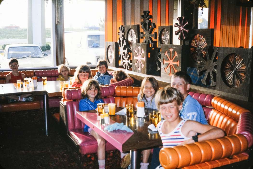 Iowa, Coon Rapids Enterprise, school trip, restaurant, missouri trip, Food and Meals, IA, Coon Rapids, history, historic, ia, Schools and Education, United States, Children, Photos