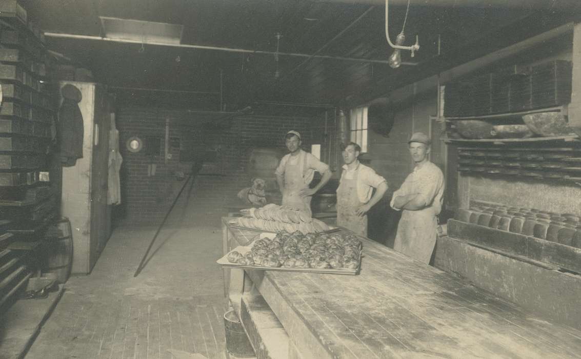 bakery, Food and Meals, Iowa, Waverly Public Library, Portraits - Group, correct date needed, Iowa History, baker, history of Iowa, Businesses and Factories, Labor and Occupations