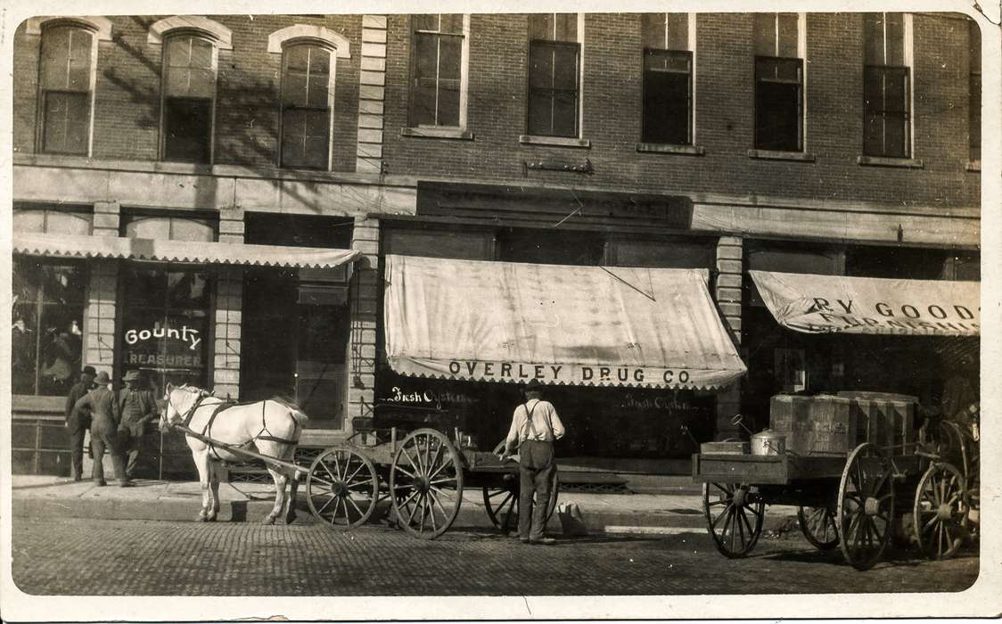 horse, Main Streets & Town Squares, wagon, drug store, Anamosa Library & Learning Center, history of Iowa, Anamosa, IA, Animals, Cities and Towns, Iowa History, Iowa, Businesses and Factories