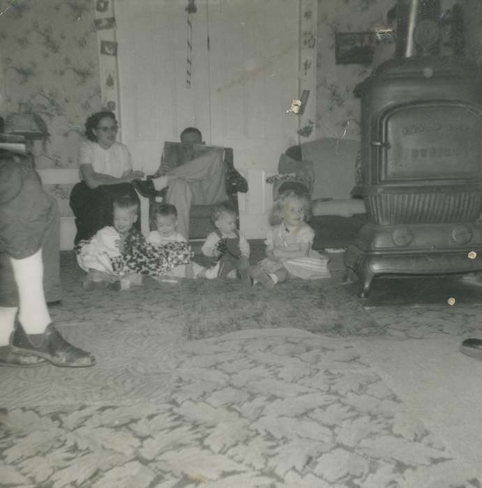 wallpaper, Iowa History, Iowa, holiday, history of Iowa, Homes, kids, patterned carpet, carpet, Families, pot belly stove, sock, Spilman, Jessie Cudworth, floral, Children, USA, shoe