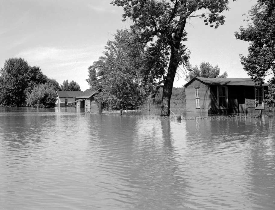 Floods, Homes, Lakes, Rivers, and Streams, Lemberger, LeAnn, Iowa History, houses, Iowa, Ottumwa, IA, history of Iowa