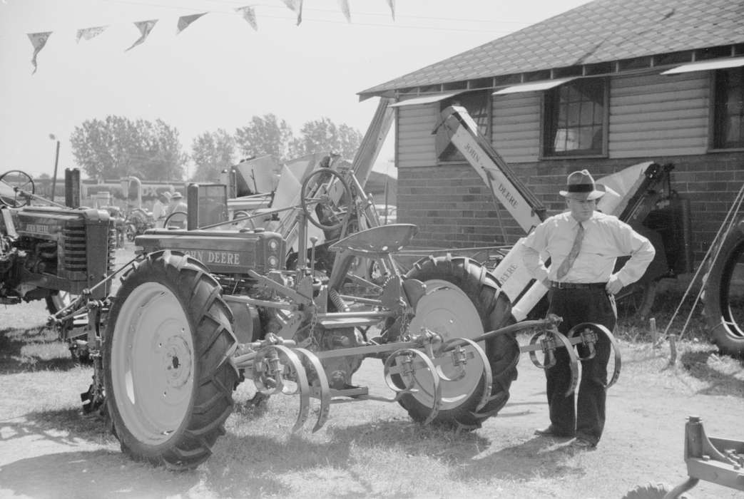 Iowa History, history of Iowa, tie, hat, Farming Equipment, Fairs and Festivals, fedora, john deere, man, tractor, Iowa, Library of Congress