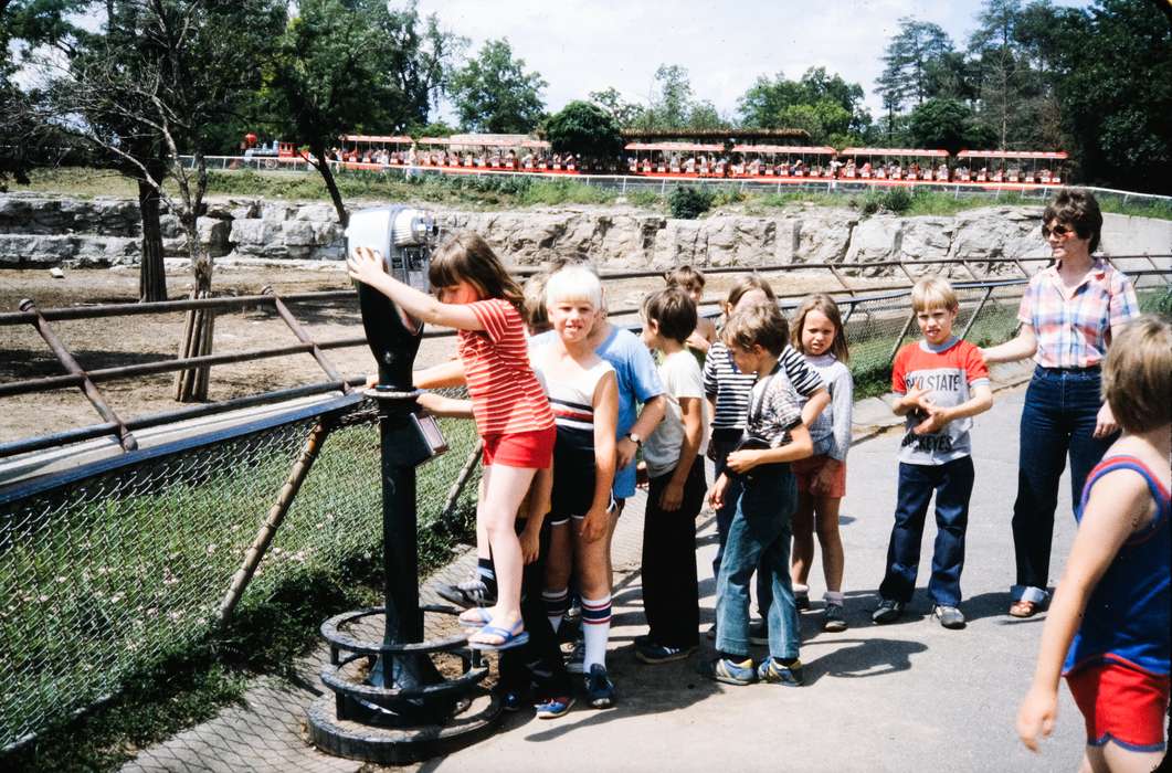 Kansas City, Iowa, zoo, MO, Coon Rapids Enterprise, school trip, missouri trip, history, historic, ia, Schools and Education, United States, Children, Photos