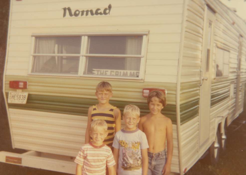 Children, nomad, Travel, Iowa History, VerWoert, Jim, Outdoor Recreation, Portraits - Group, brothers, Kellogg, IA, Iowa, trailer, history of Iowa, camper