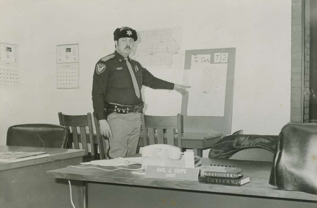man, uniform, Iowa, Nixon, Charles, officer, Prisons and Criminal Justice, history of Iowa, Coon Rapids, IA, police, Iowa History, Labor and Occupations, law enforcement, point
