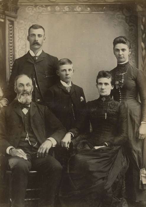 Olsson, Ann and Jons, cabinet photo, Toledo, IA, man, family, Portraits - Group, history of Iowa, Iowa History, brother, woman, siblings, Families, Iowa, sister