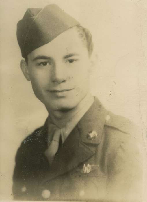 Military and Veterans, wwii, Portraits - Individual, army, Iowa, Iowa History, Roquet, Ione, history of Iowa, Des Moines, IA