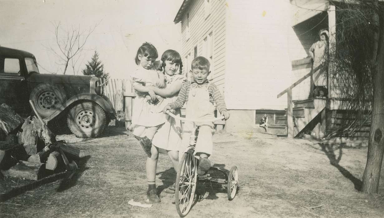 tricycle, Iowa, Children, truck, Homes, Iowa History, Portraits - Group, Farms, Fredericks, Robert, Sherrill, IA, history of Iowa