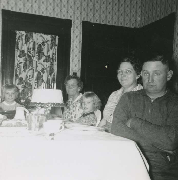 Homes, cake, table, meal, Joblinske, Sandy, Iowa History, Portraits - Group, Families, Iowa, dining room, history of Iowa, IA, Children