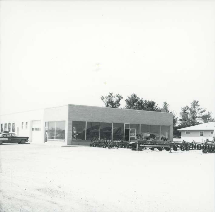 Iowa History, Waverly Public Library, Iowa, Businesses and Factories, history of Iowa, building exterior, farm equipment
