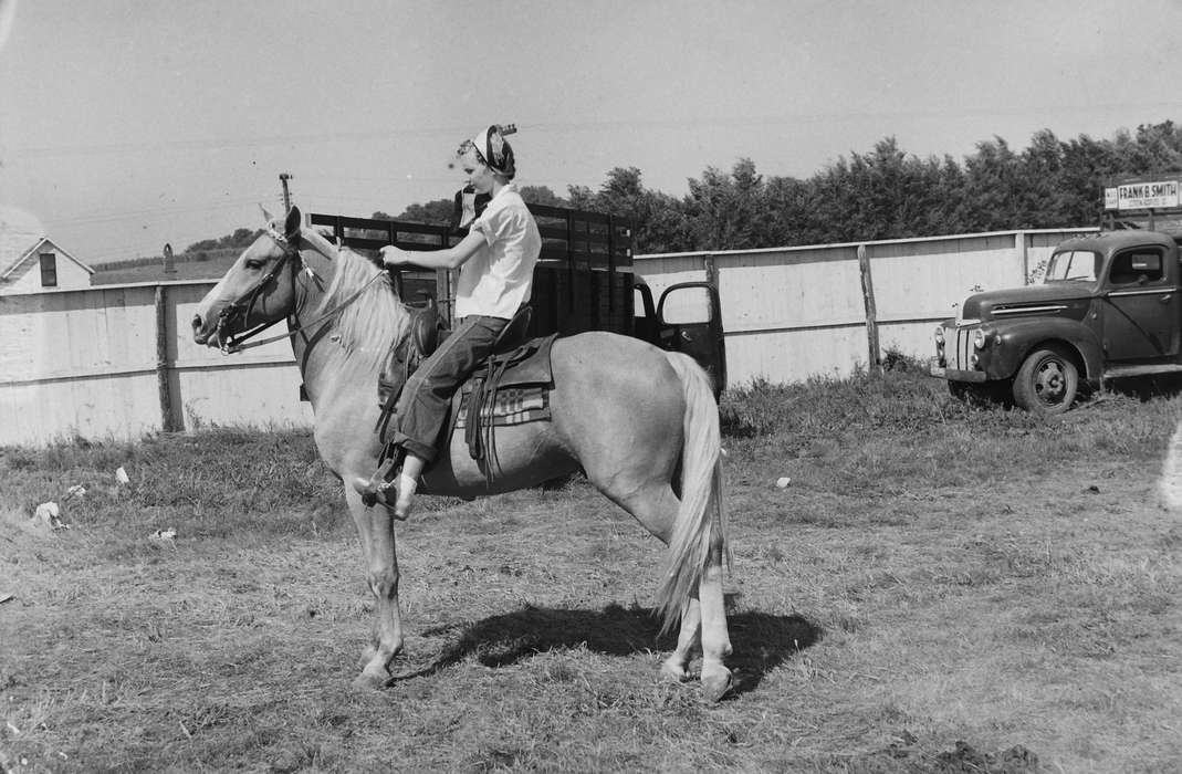United States, history, ia, horse, Photos, Animals, Coon Rapids Enterprise, county fair, historic, Iowa, IA, Fairs and Festivals, Coon Rapids, Motorized Vehicles