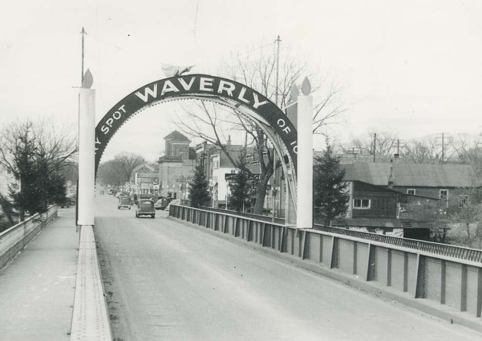 history of Iowa, Cities and Towns, car, christmas decorations, correct date needed, Waverly Public Library, Holidays, bridge, Iowa History, Waverly, IA, Winter, Iowa, Motorized Vehicles, Main Streets & Town Squares