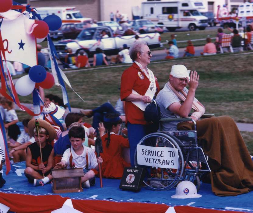 fourth of july, bandages, Johnson County Historical Society, Fairs and Festivals, wheelchair, Military and Veterans, Holidays, Children, parade float, birdhouse, first aid